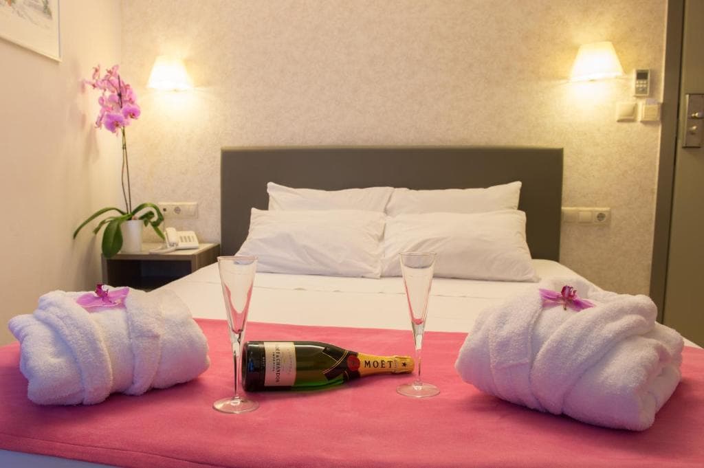 Astron Hotel - 23