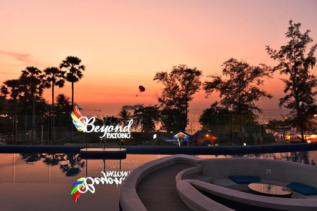 Hotel Beyond Patong - 9