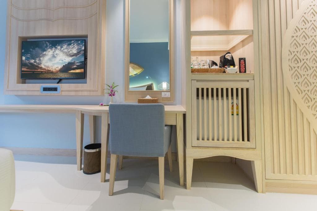 Hotel Beyond Patong - 20