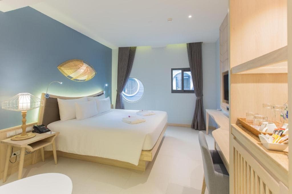 Hotel Beyond Patong - 25