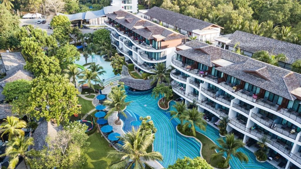 Holiday Ao Nang Beach Resort - 1