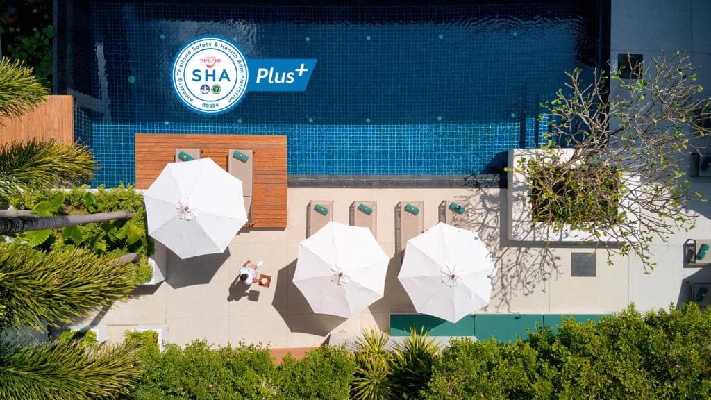 Outrigger Surin Beach Resort - 1