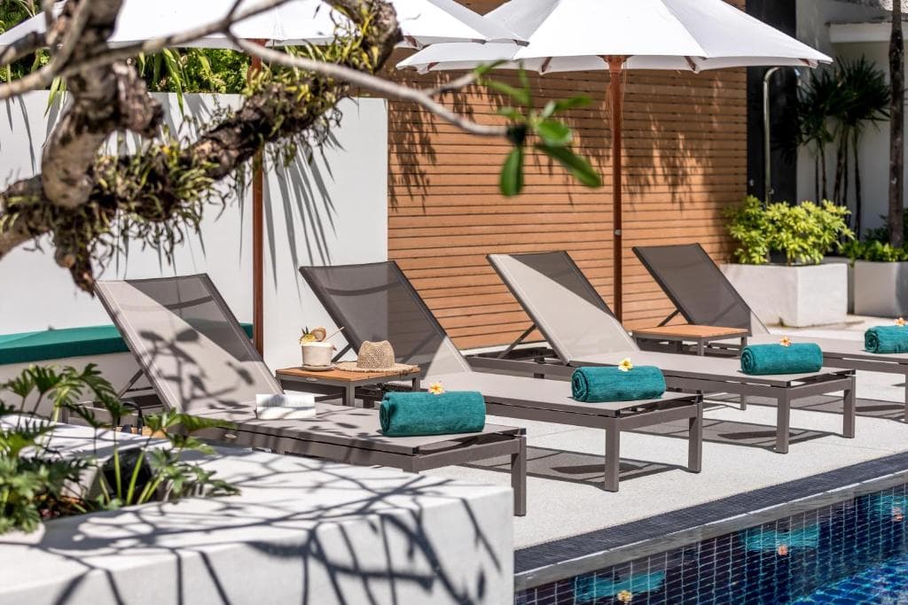 Outrigger Surin Beach Resort - 15
