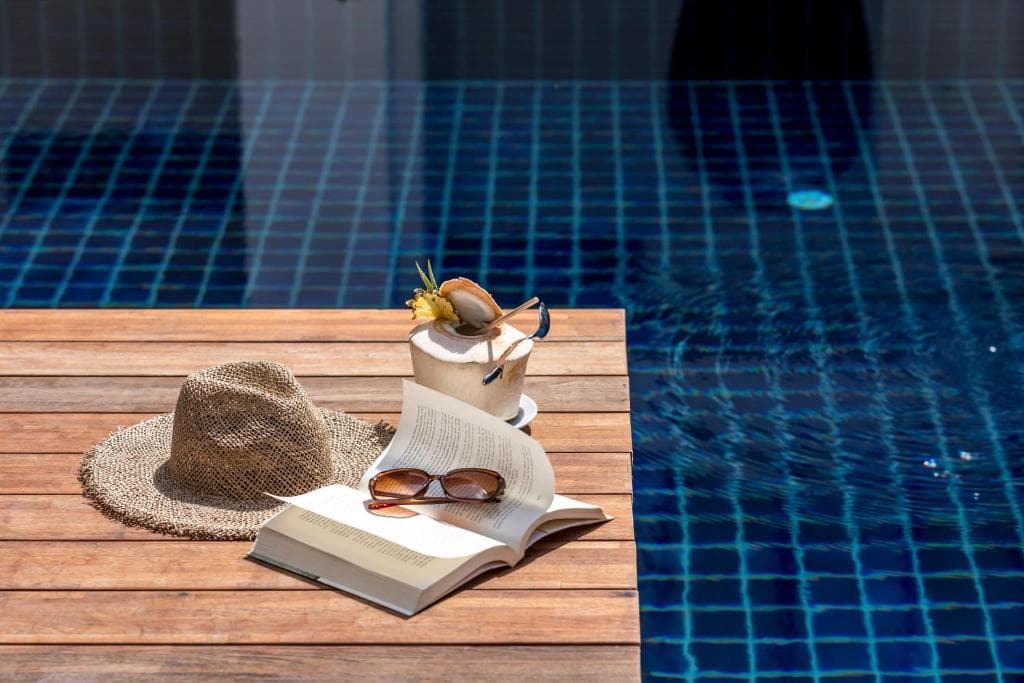 Outrigger Surin Beach Resort - 16