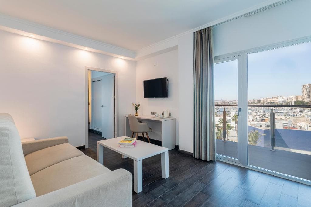 INNSiDE by Meliá Alicante Porta Maris - 3