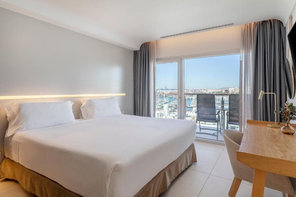 INNSiDE by Meliá Alicante Porta Maris - 28