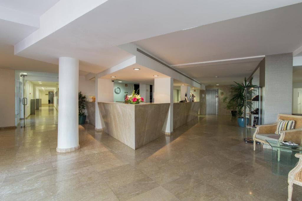 Hotel Quarteira Sol - 9