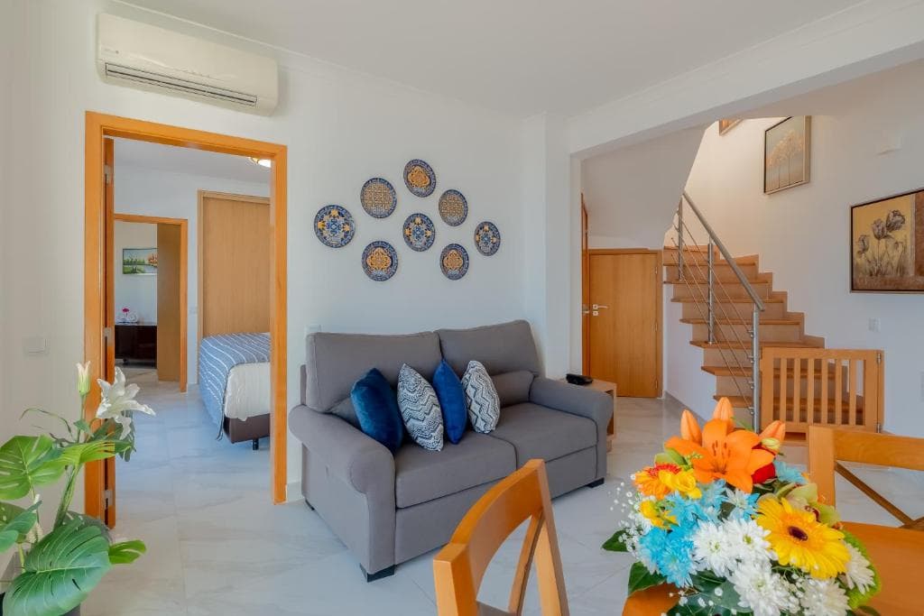 Monicca Collection Suites & Residences - 9