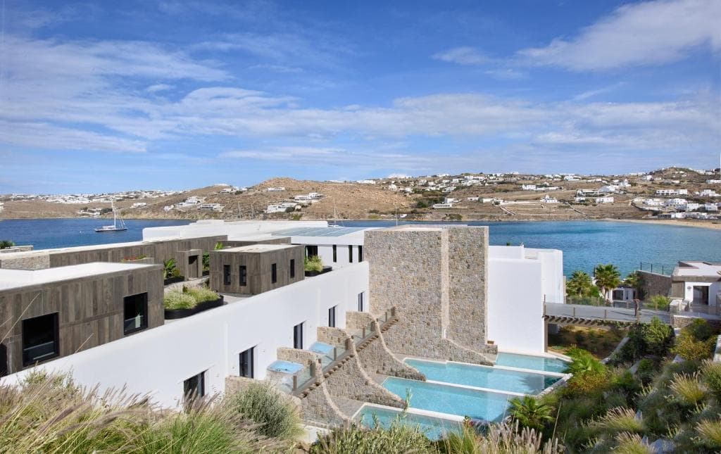 Aeonic Suites & Spa - 7