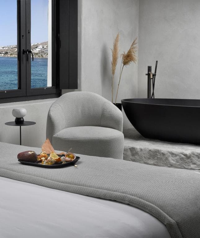 Aeonic Suites & Spa - 24