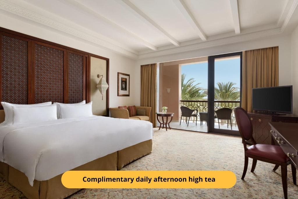 Shangri-La Al Husn Resort & Spa - 3