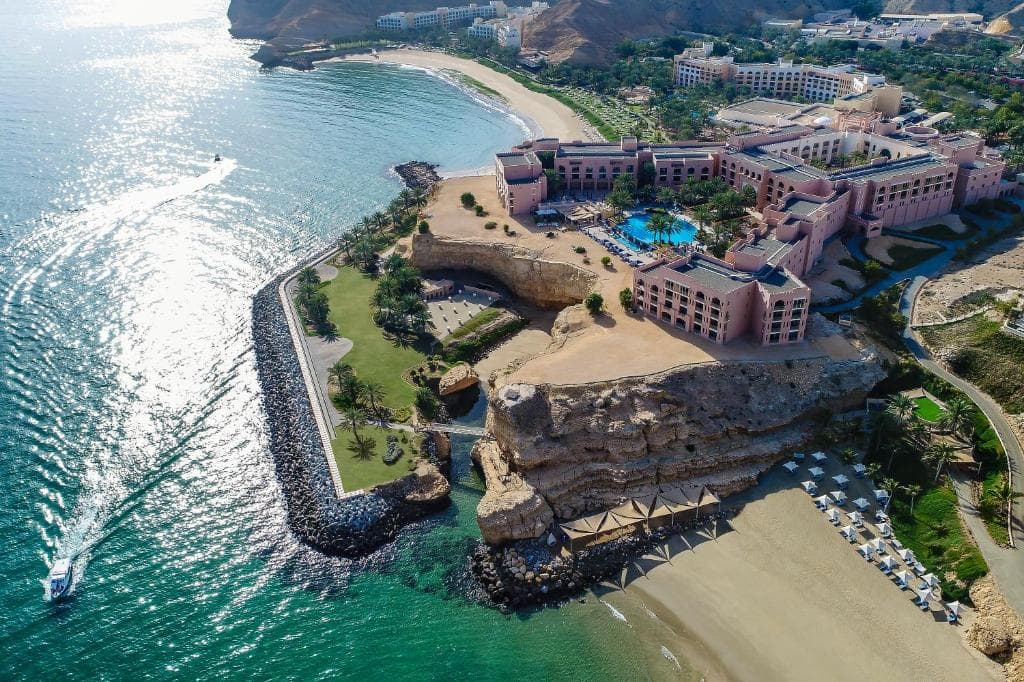 Shangri-La Al Husn Resort & Spa - 9