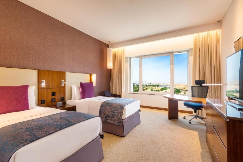 Crowne Plaza Muscat OCEC - 5