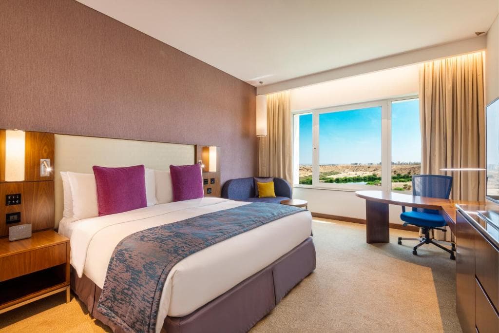 Crowne Plaza Muscat OCEC - 6