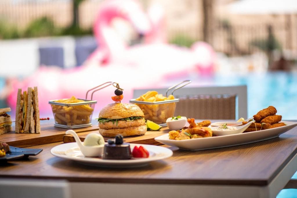 Crowne Plaza Muscat OCEC - 43