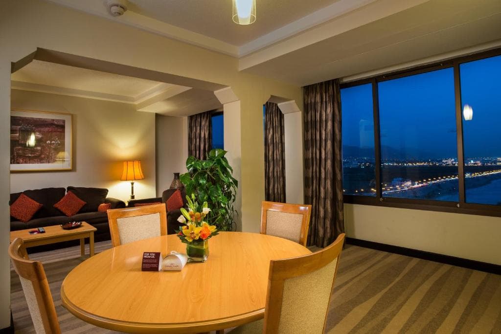 Crowne Plaza Muscat - 18