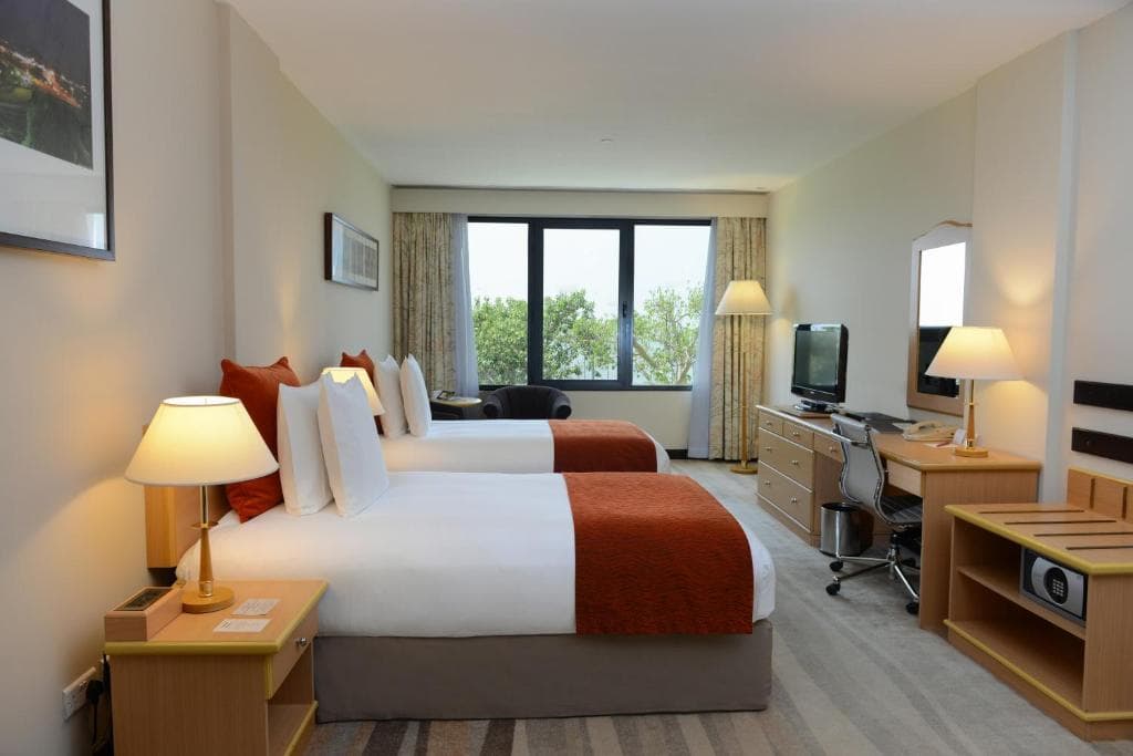 Crowne Plaza Muscat - 19