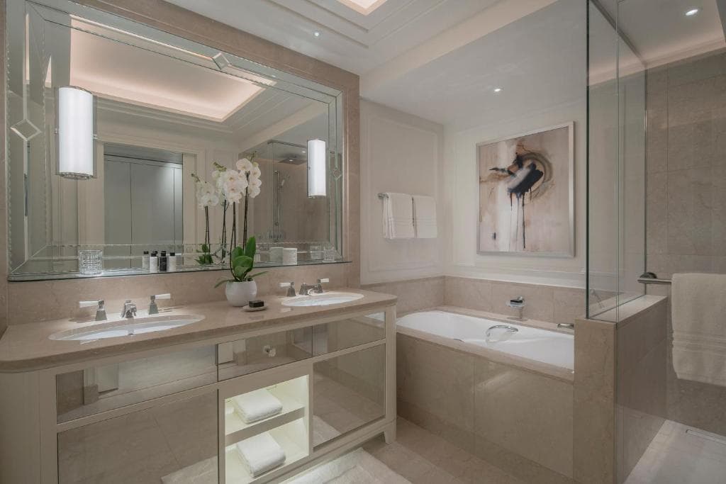 Four Seasons Hotel Doha - 10
