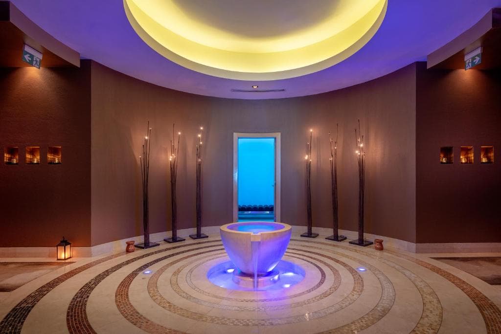 Four Seasons Hotel Doha - 32