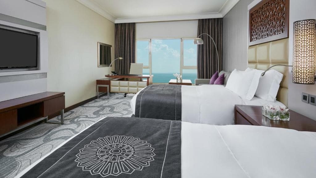 Hotel InterContinental Doha Beach & Spa - 9