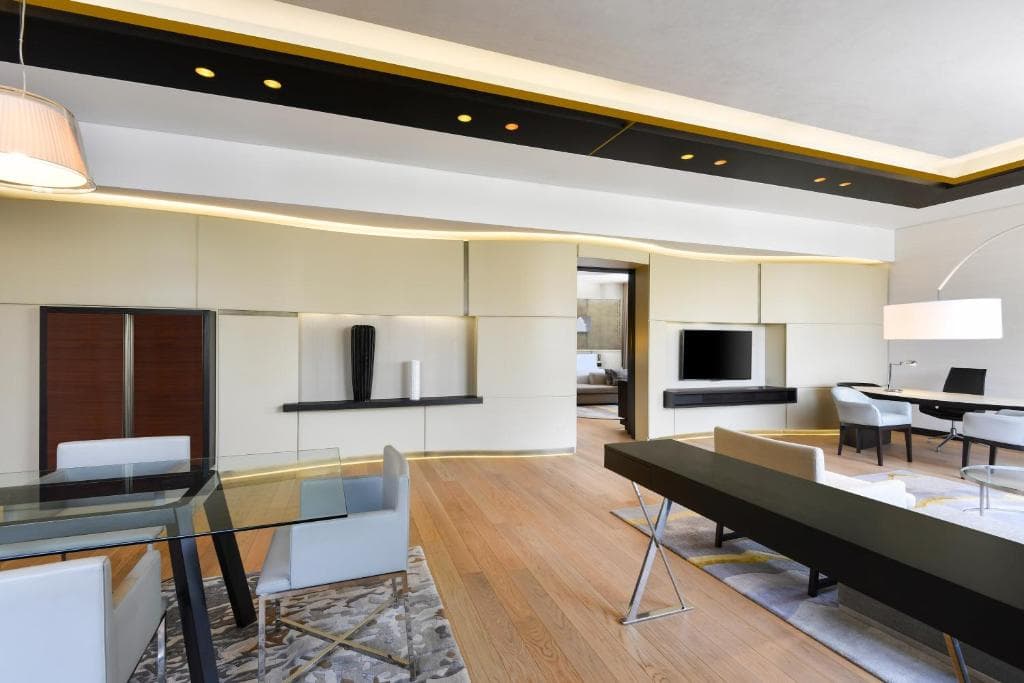 The Westin Doha Hotel & Spa - 40