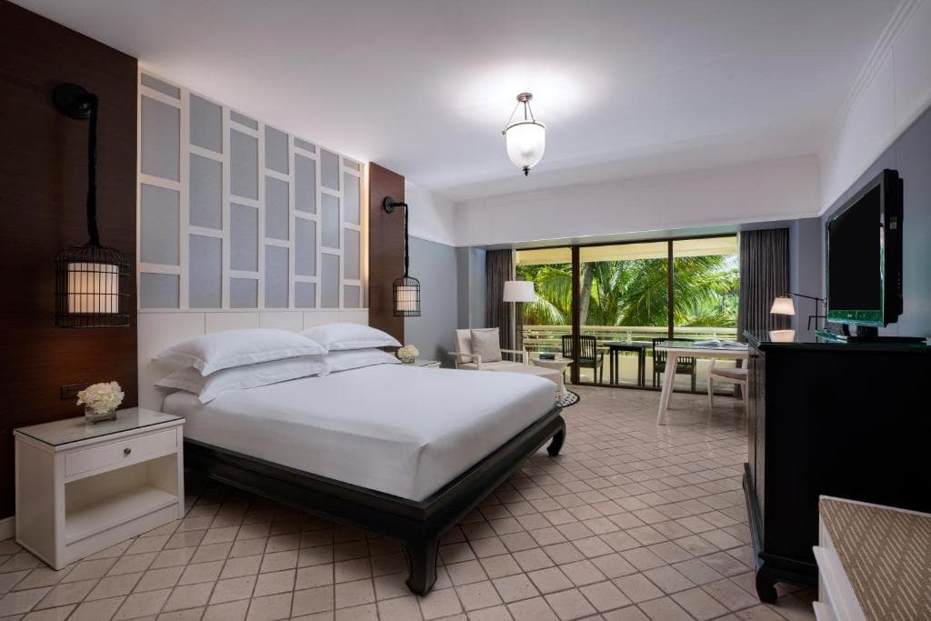 Pullman Phuket Karon Beach Resort - 20