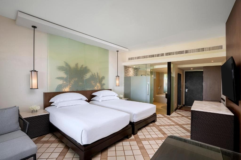Pullman Phuket Karon Beach Resort - 39