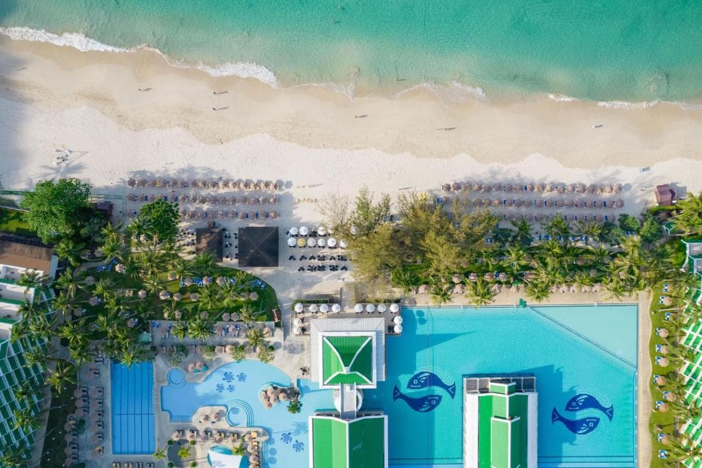 Le Meridien Phuket Beach Resort - 8
