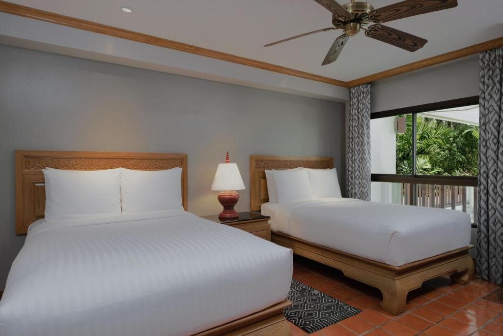 Marriott's Phuket Beach Club - 17