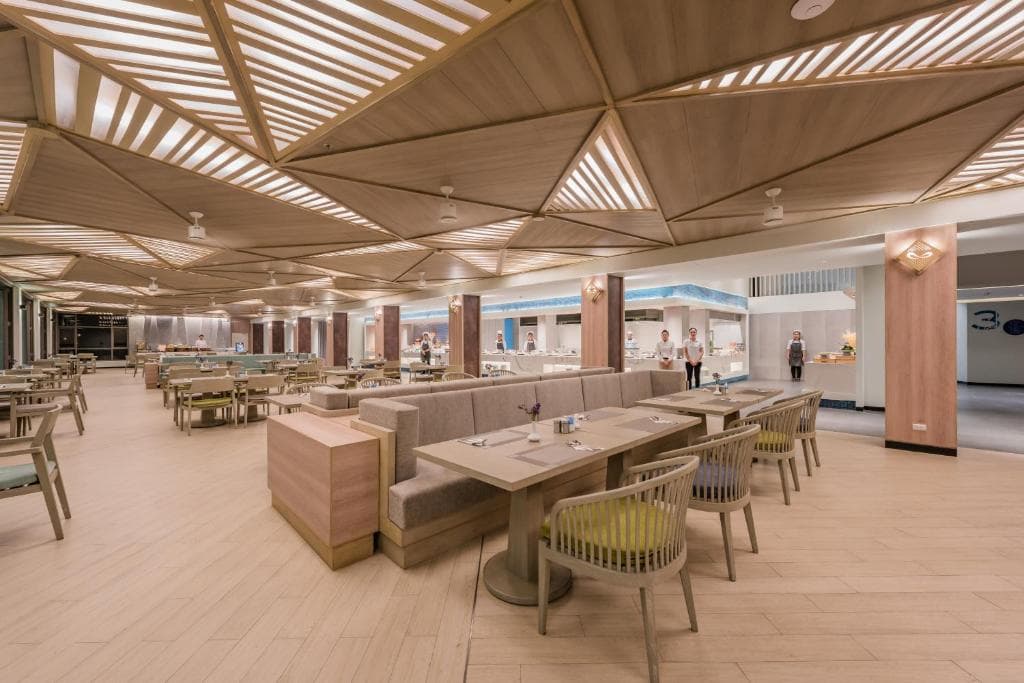 Oceanfront Beach Resort - 15