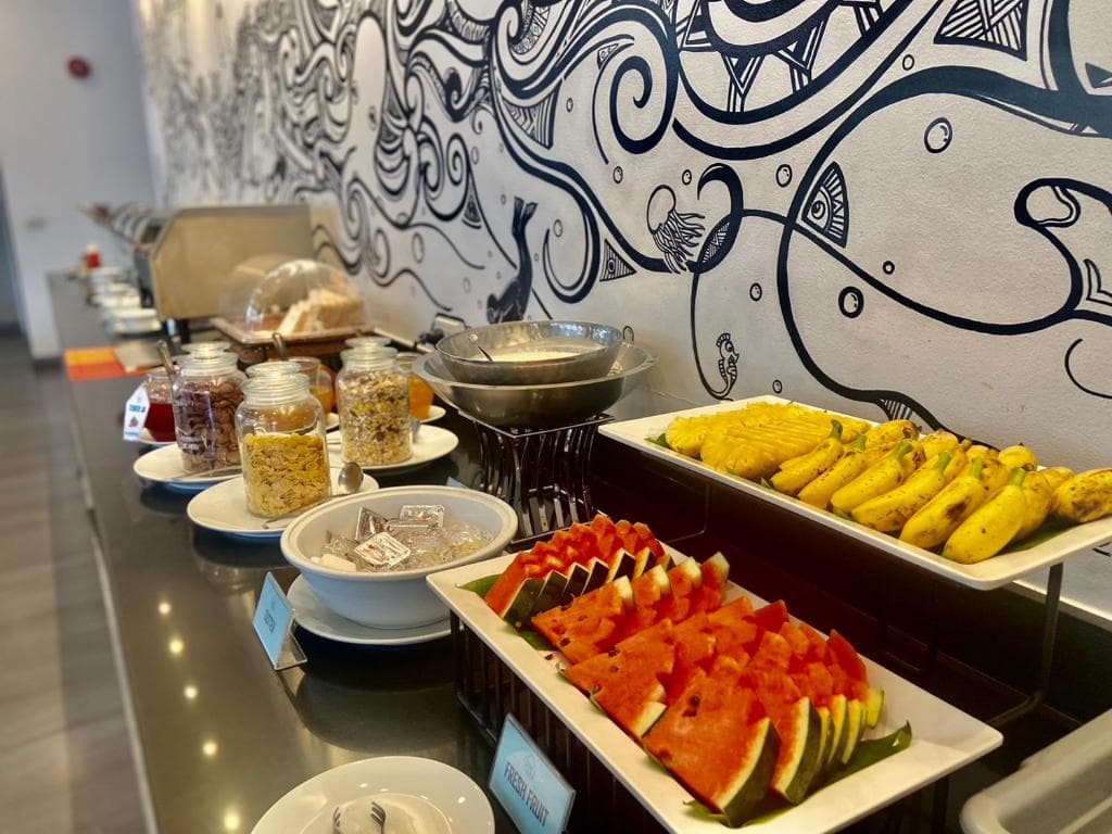 Hotel The Crib Patong - 25