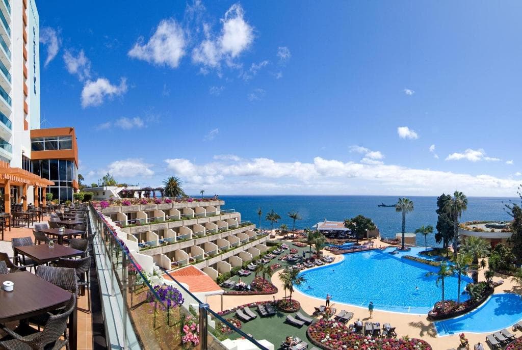 Pestana Carlton Madeira Premium Ocean Resort - 10