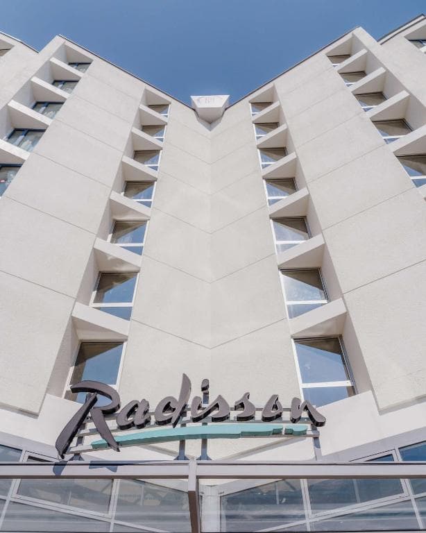 Radisson Hotel Nice Airport - 2