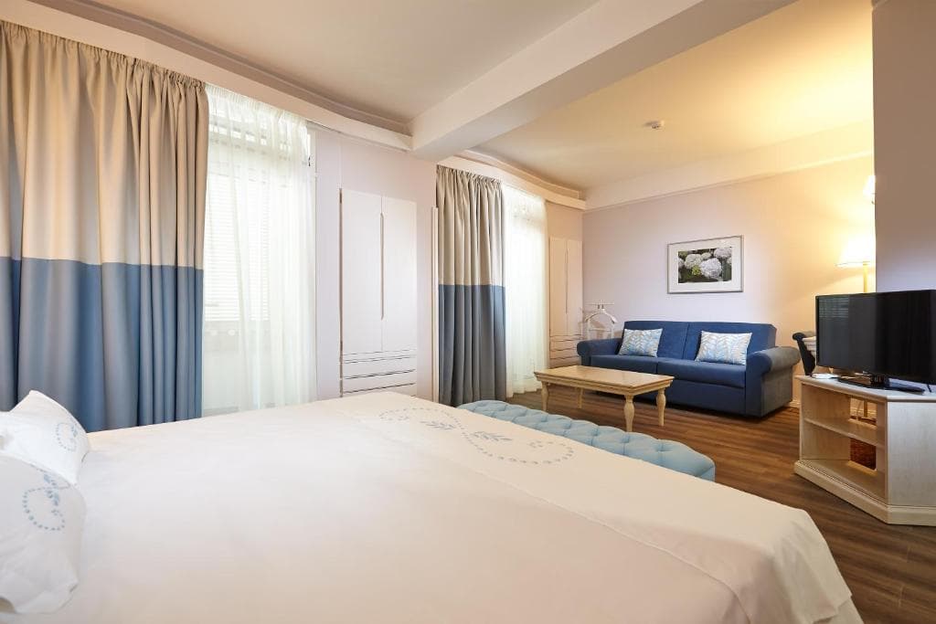 Hotel Madeira - 11