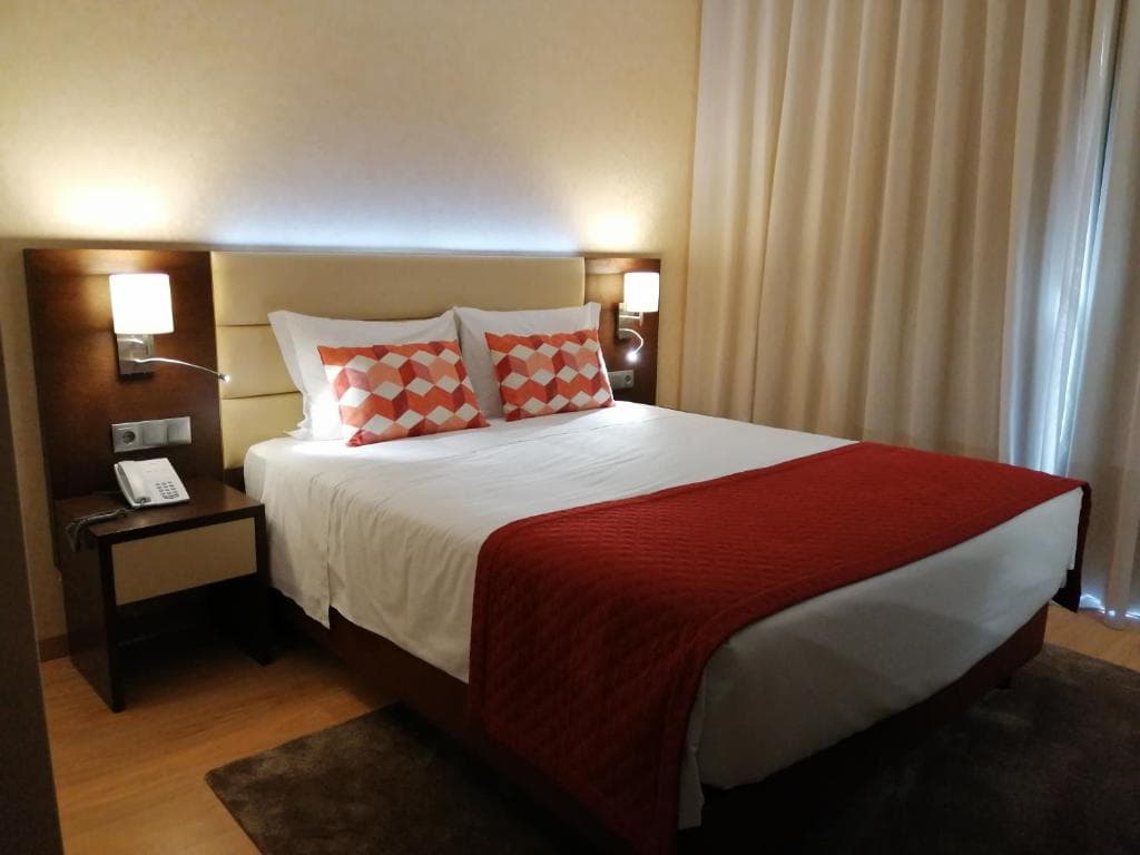 Hotel Monaco - 3