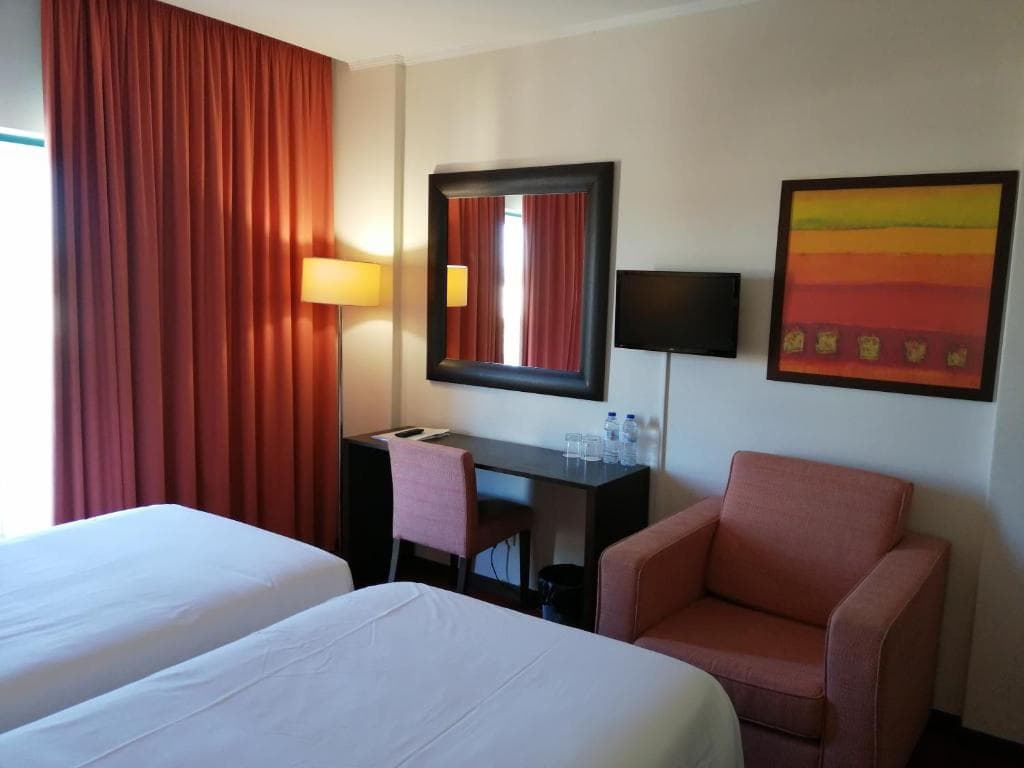 Hotel Monaco - 19