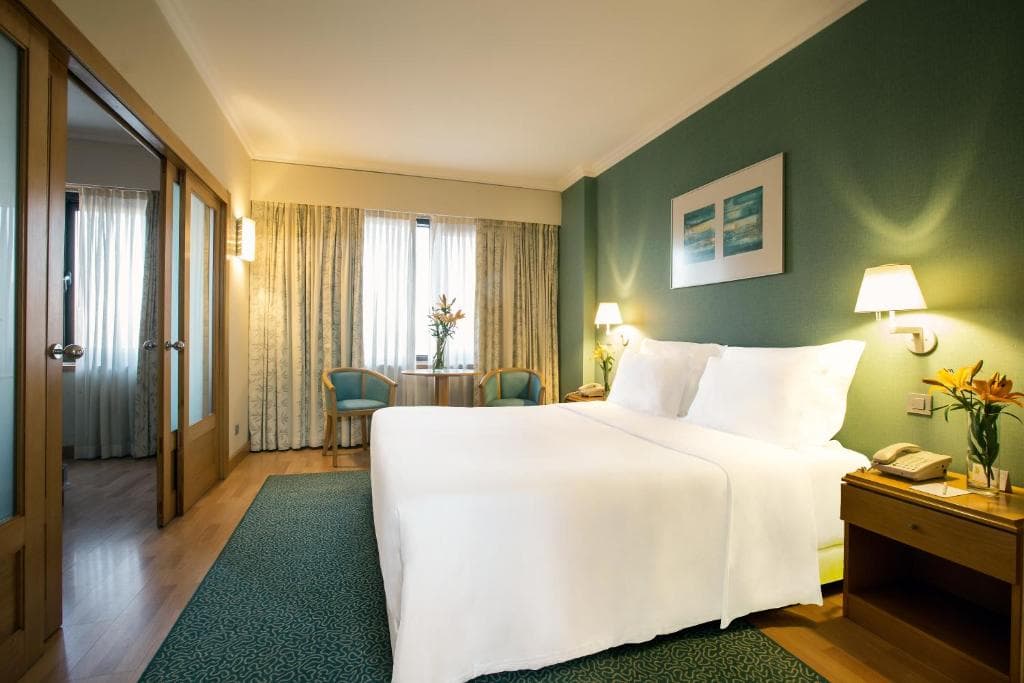 SANA Metropolitan Hotel - 7