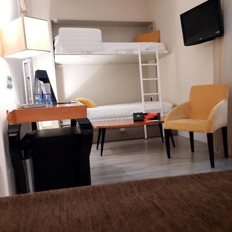 Hotel Puerta de Toledo - 4