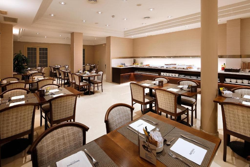 HCC Taber Hotel - 29