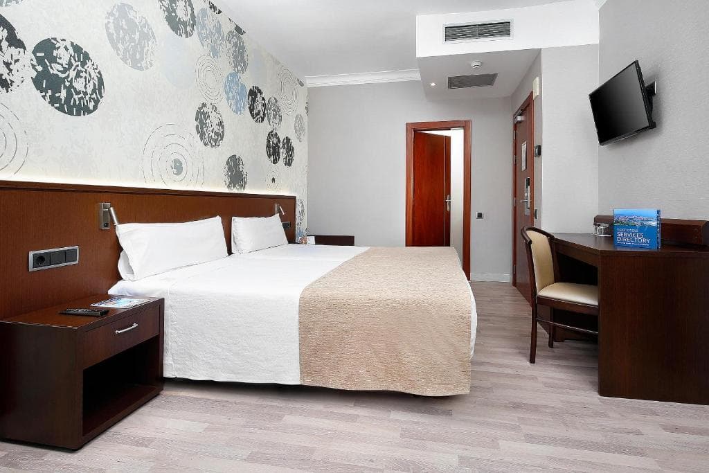 HCC Taber Hotel - 42