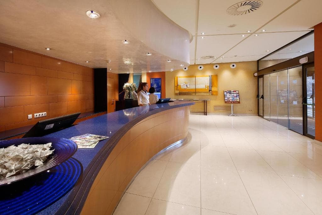 HCC Montblanc Hotel - 7