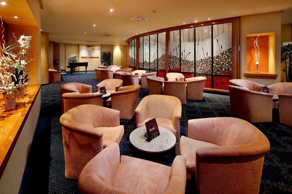 HCC Montblanc Hotel - 16