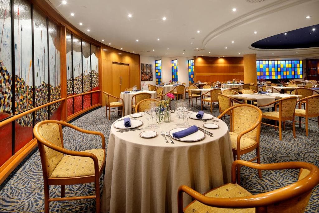 HCC Montblanc Hotel - 35