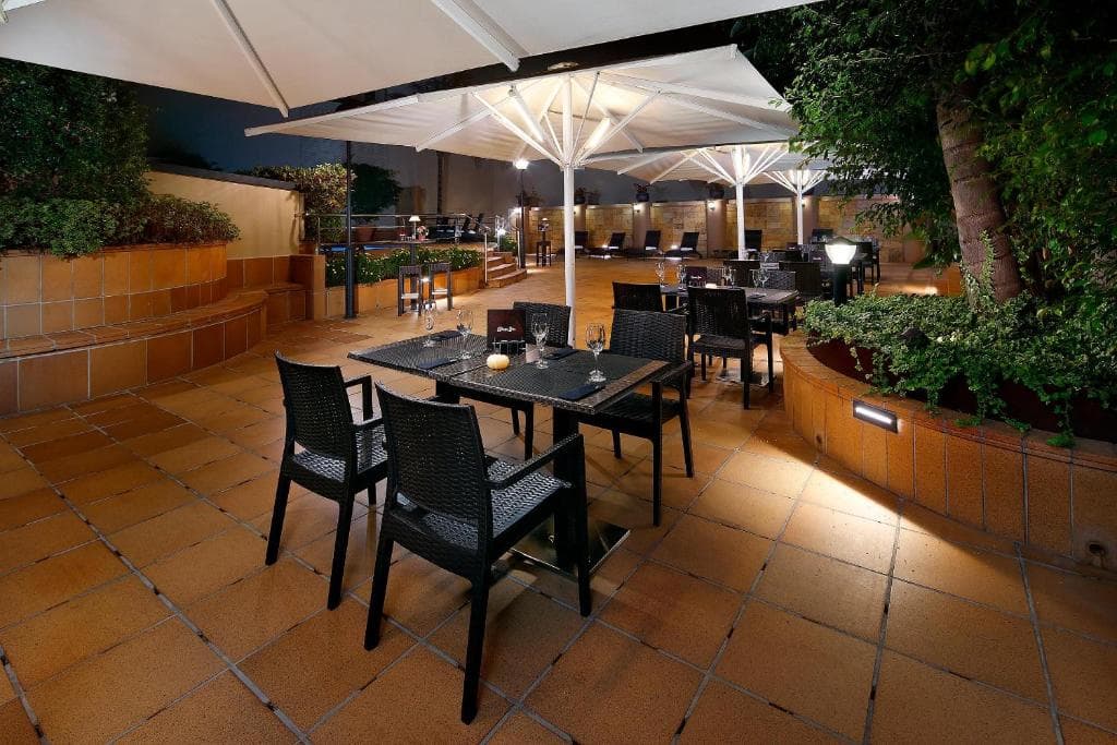 HCC Montblanc Hotel - 45