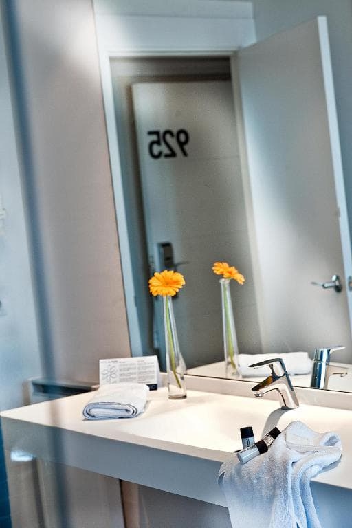 Alimara Barcelona Hotel - 14