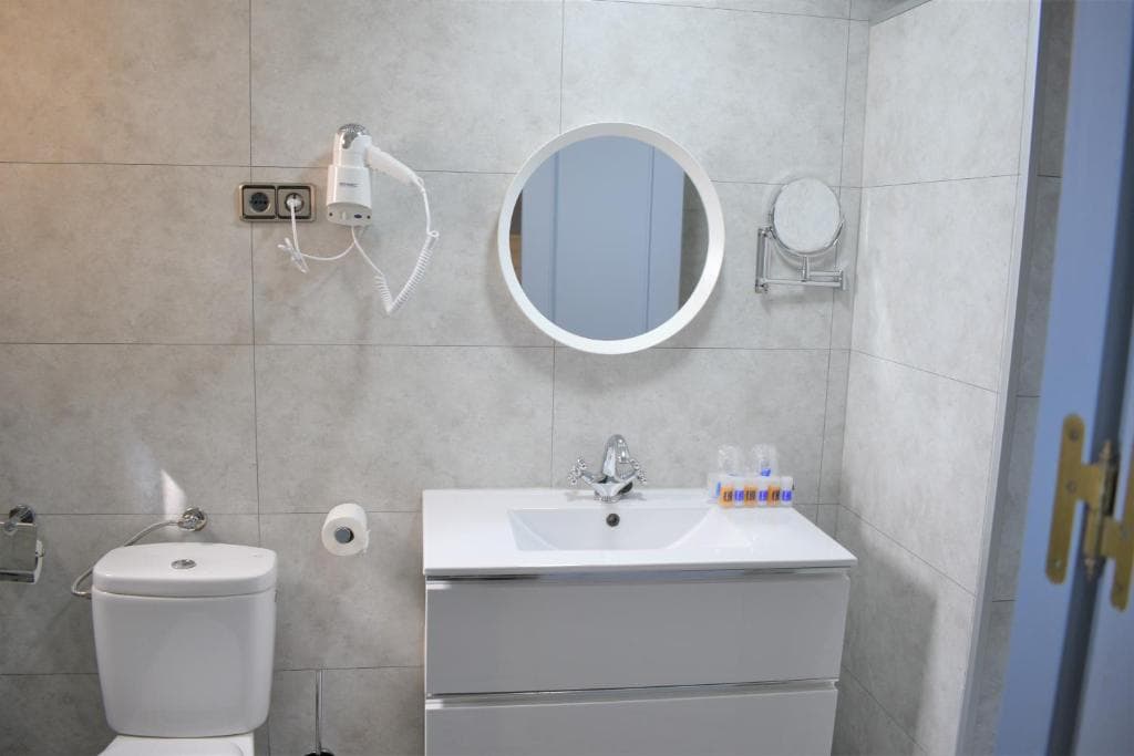 Ramblas Barcelona Hotel - 5