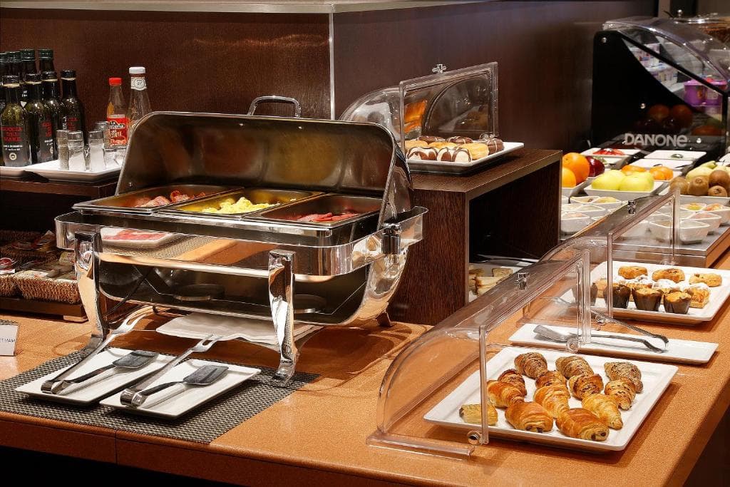 HCC St. Moritz Hotel - 15