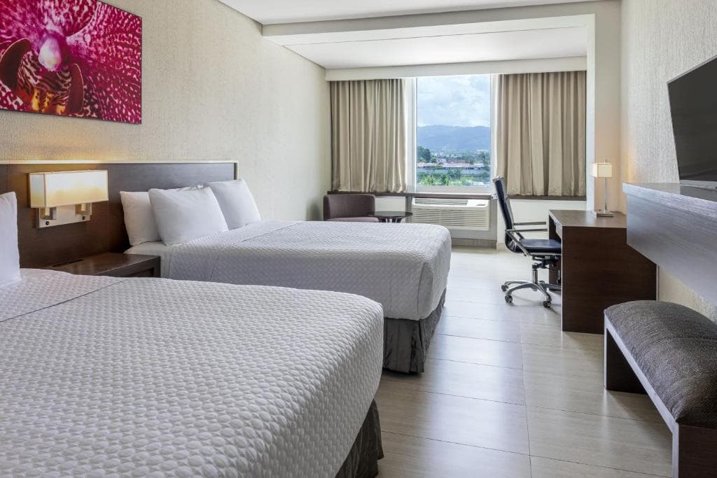 Crowne Plaza Panama Airport - 4