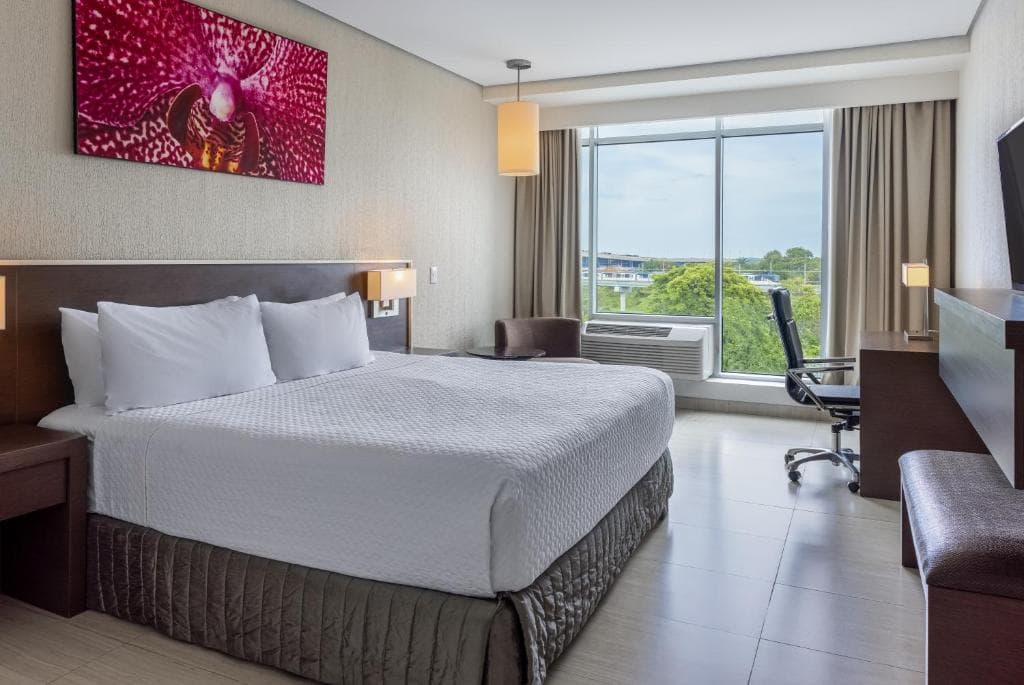 Crowne Plaza Panama Airport - 19