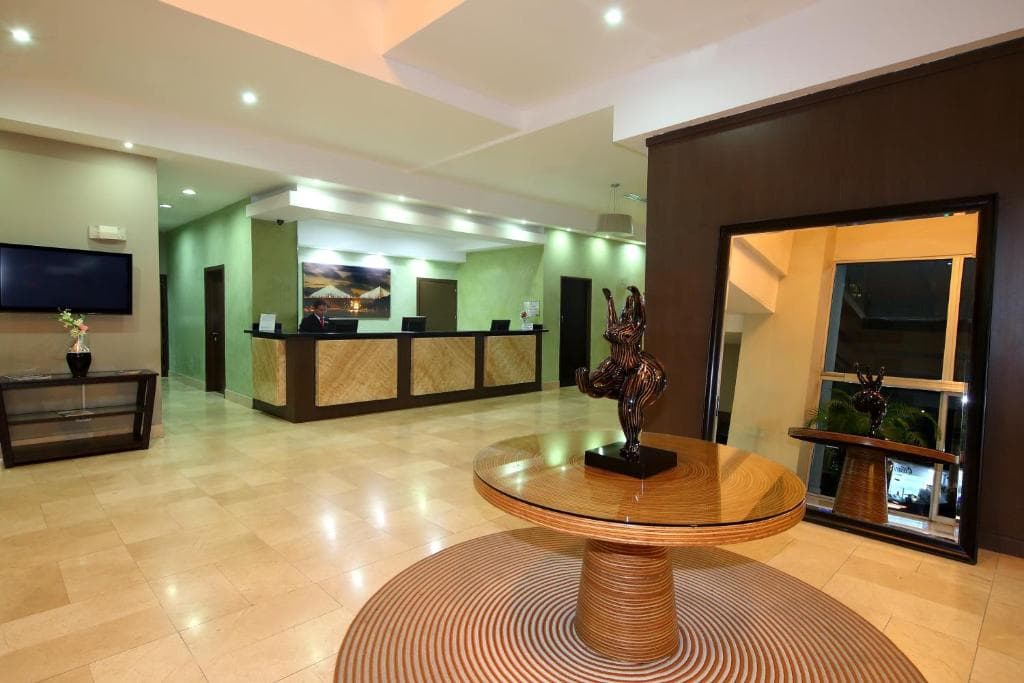 Victoria Hotel & Suites Panama - 9